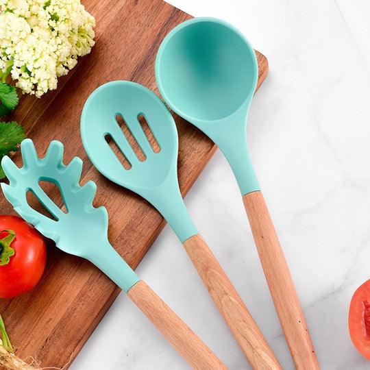 New silicone kitchenware with wooden handle