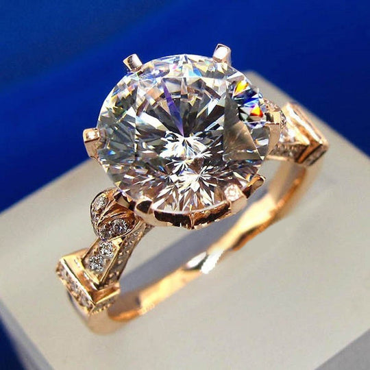 Fashion Edition Luxury Round Diamond Ring