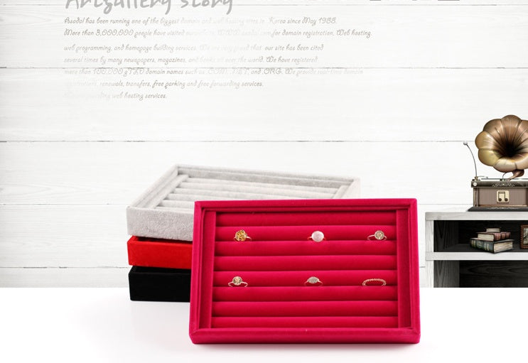 Jewelry storage box