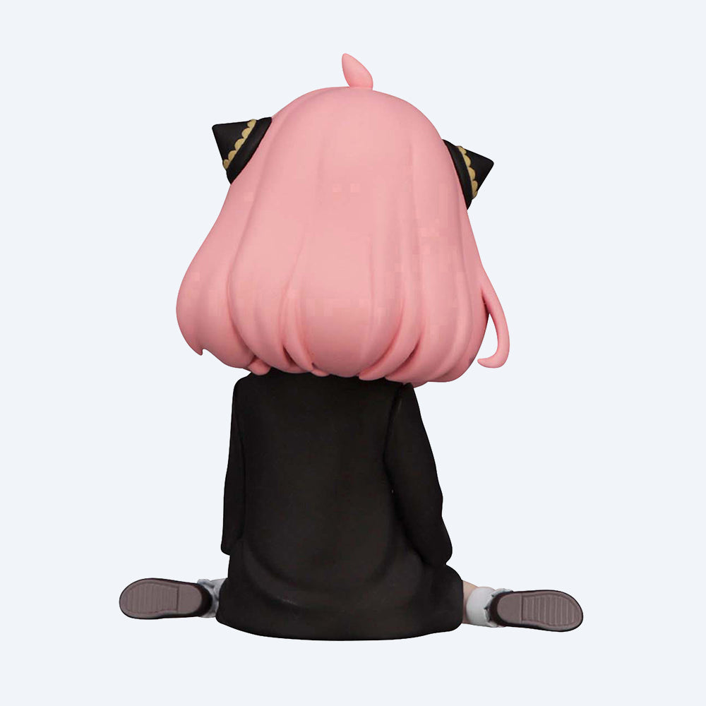 Anya Forger Sitting on the Floor Spy x Family Noodle Stopper Figure