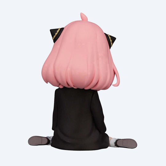 Anya Forger Sitting on the Floor Spy x Family Noodle Stopper Figure