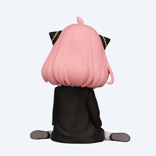 Anya Forger Sitting on the Floor Smile Version Spy _ Family Noodle Stopper Figure