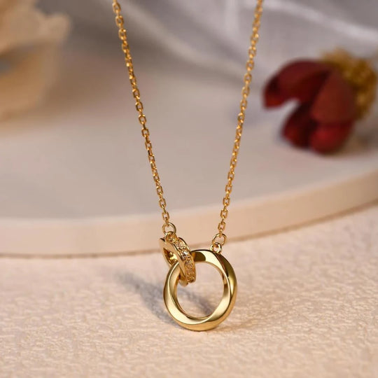 Fashion Golden Color Double Ring Interlocking Clavicle Chain Necklace for Women Temperament CZ Ring Pendant Necklaces Jewelry