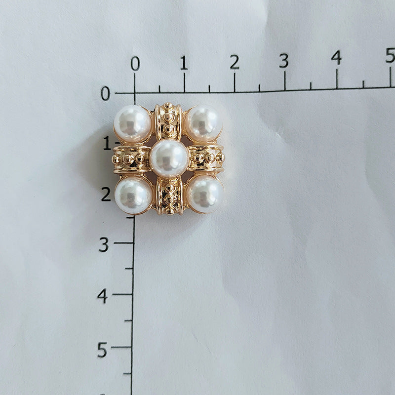 European And American Retro Temperament Pearl Metal Silver Pin Earrings